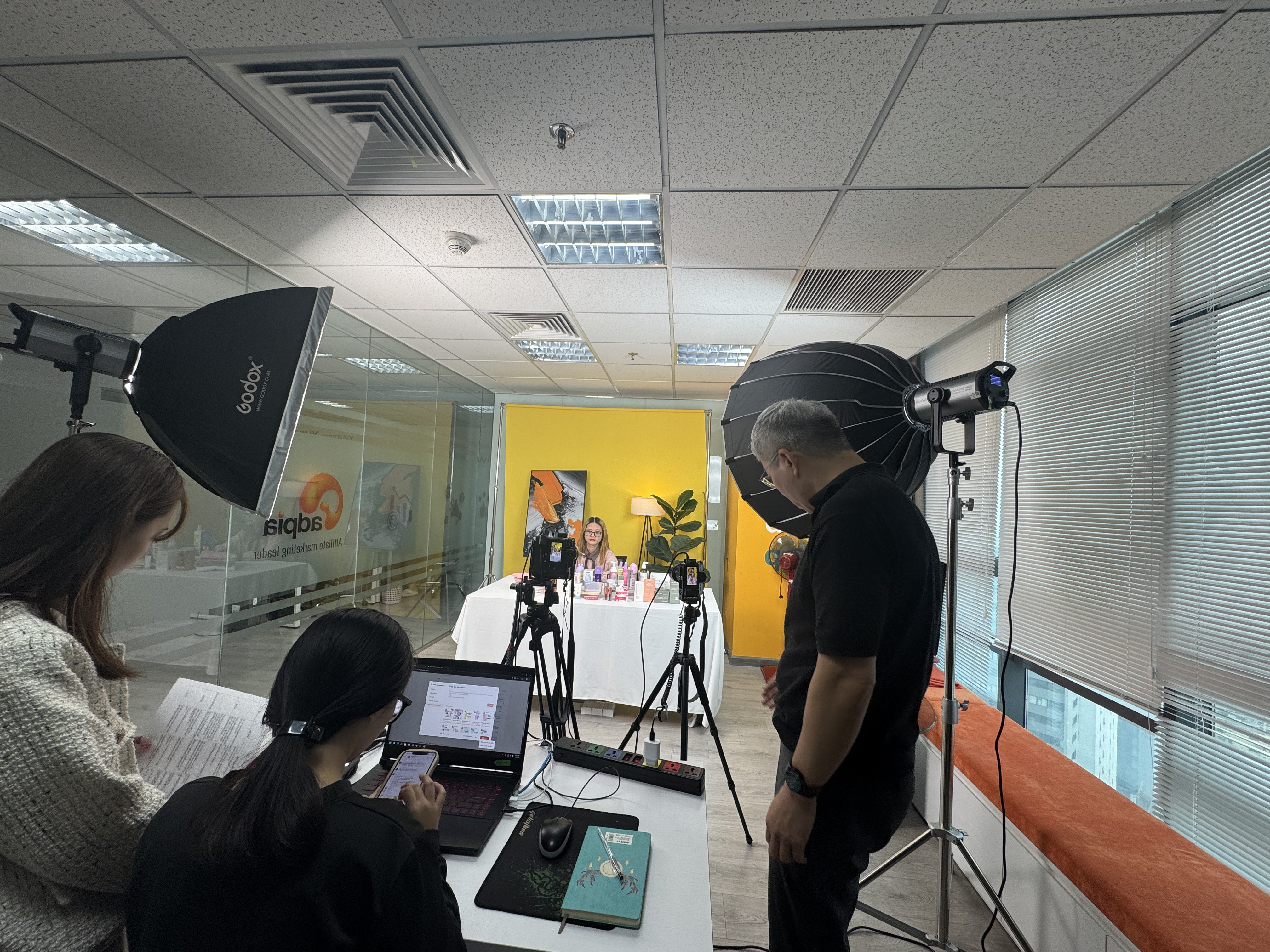 chon-dailylive-exclusivelive-de-toi-uu-doanh-so