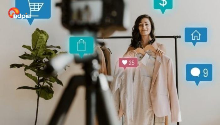 Livestream b&aacute;n h&agrave;ng l&agrave; h&igrave;nh thức tiếp thị hiện đại th&ocirc;ng qua việc ph&aacute;t video trực tiếp